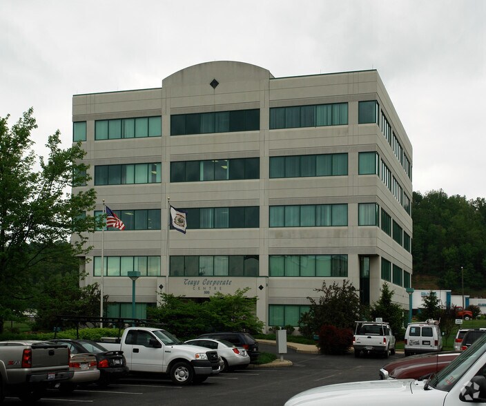 More Photos Of 135 Corporate Centre Dr, Scott Depot Office For Lease