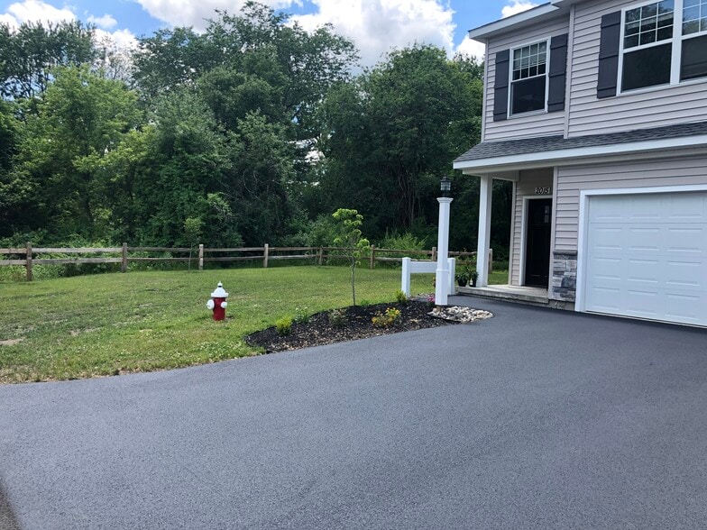 More Photos Of Ridge Manor Court, Niskayuna Apartments For Sale