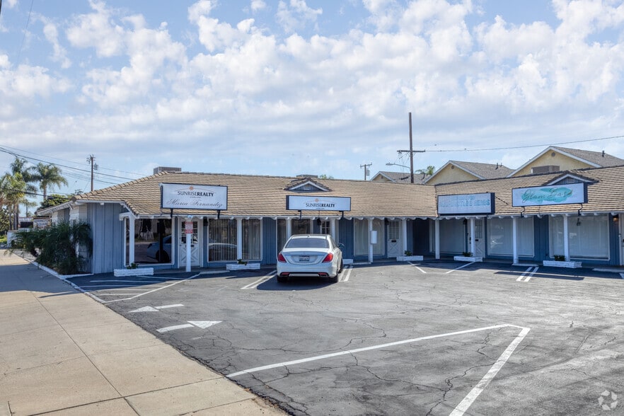 More Photos Of 9047 Florence Ave, Downey Loft Creative Space For Lease