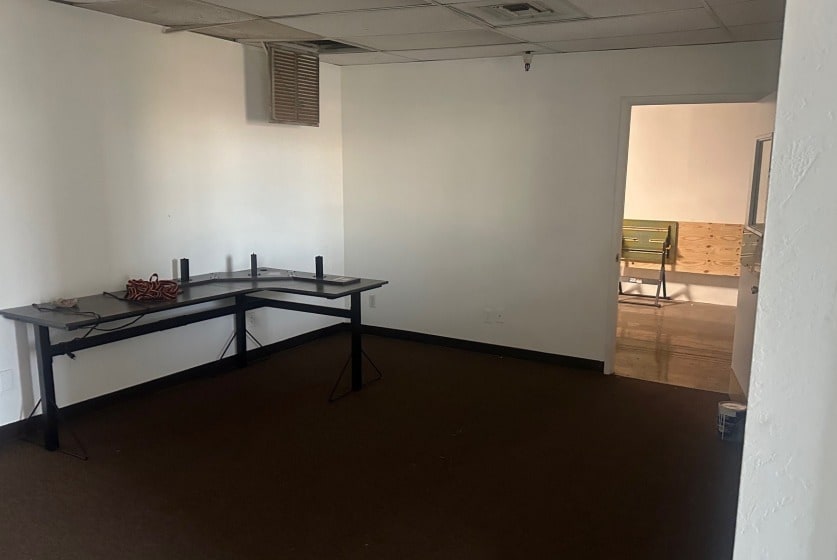 More Photos Of 16601 N 25th Ave, Phoenix Warehouse For Lease