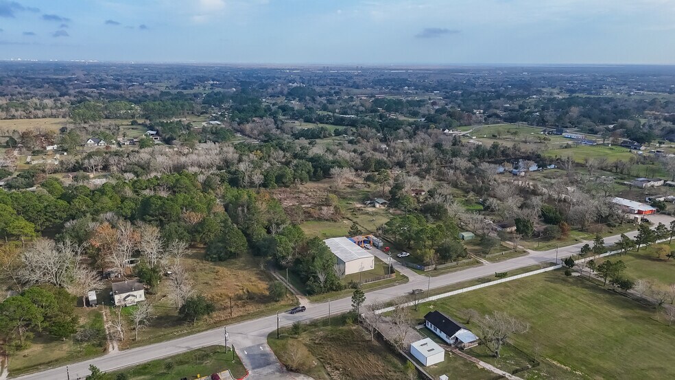 More Photos Of 6717 FM 646 Rd S, Santa Fe Warehouse For Sale