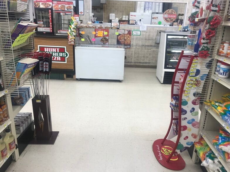 More Photos Of 25817 State Hwy 64, Pittsburg Supermarket For Sale