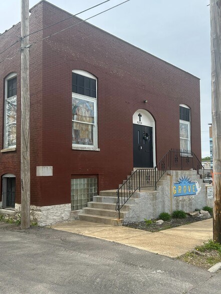 More Photos Of 1211 S Newstead Ave, Saint Louis Loft Creative Space For Sale