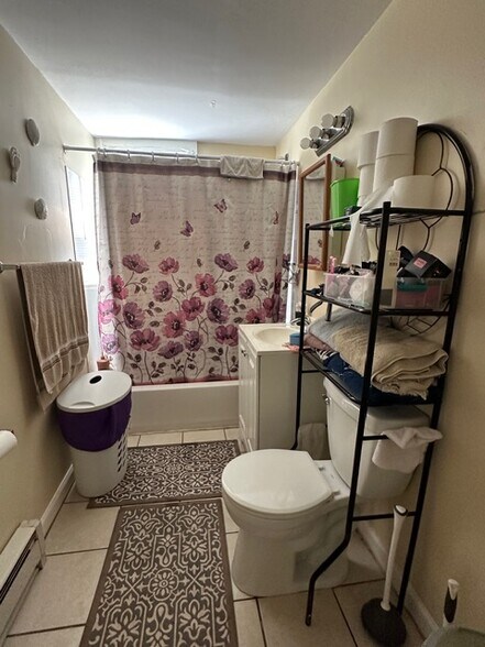 More Photos Of 32-34 Bedford St, Hartford Apartments For Sale