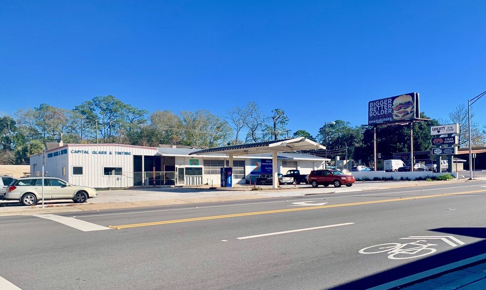 More Photos Of 1353-1355 N N Monroe, Tallahassee Auto Repair For Lease