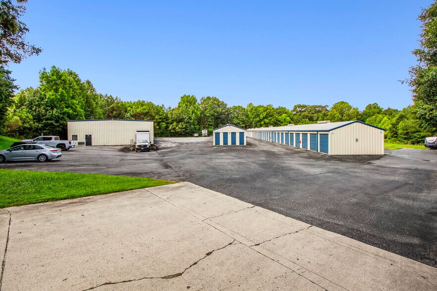 More Photos Of 124 Patrick Rd, Gastonia Self Storage For Sale