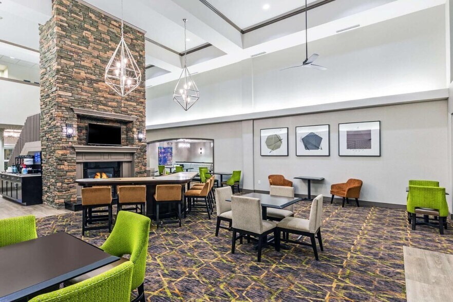 More Photos Of 5485 Financial Plz, Shreveport Hotel For Sale