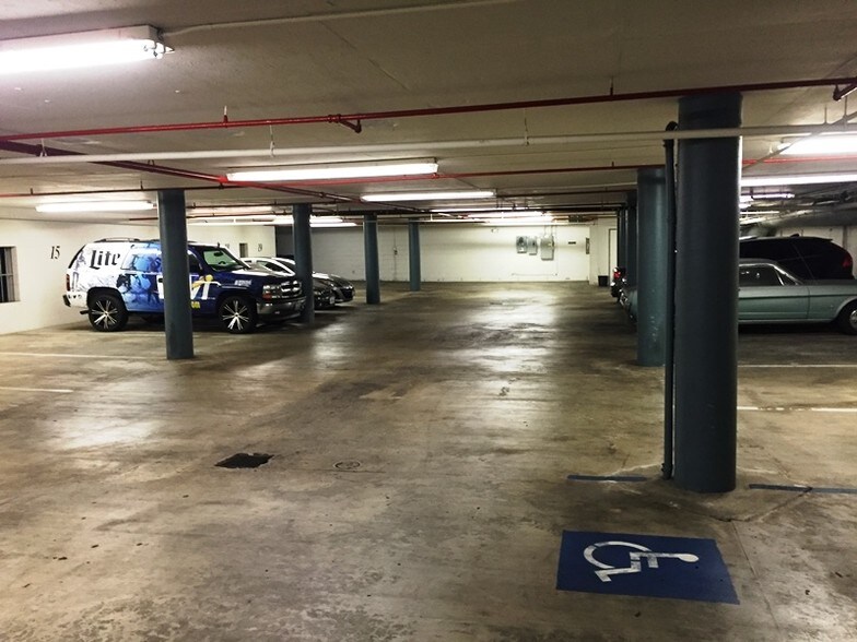 More Photos Of 1940 Garnet Ave, San Diego Medical For Sale