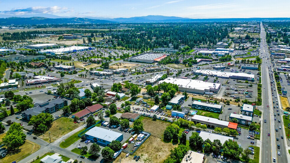 More Photos Of 9629 N Colfax Rd, Spokane Office For Sale