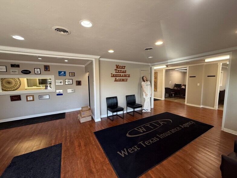 More Photos Of 3706 Mockingbird Ln, Amarillo Office For Sale