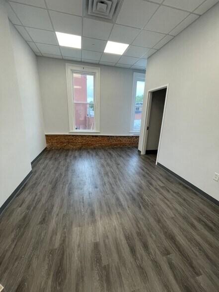 More Photos Of 26 W Park Pl, Morristown Loft Creative Space For Lease