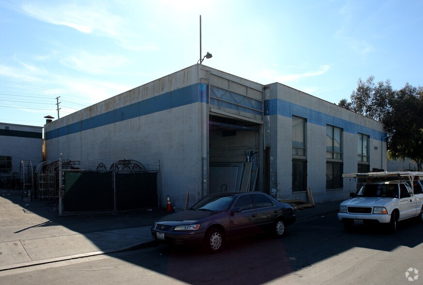 Primary Photo Of 2120 W 15th St, Long Beach Warehouse For Lease