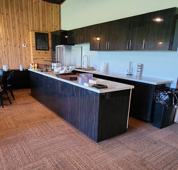 More Photos Of 150 Passion Play Rd, Eureka Springs Restaurant For Sale