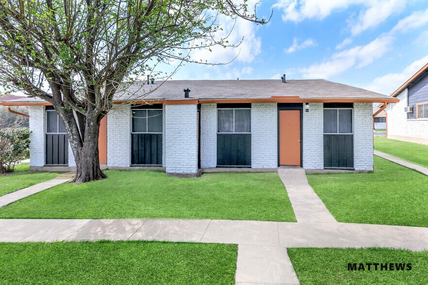 Primary Photo Of 6218 S New Braunfels Ave, San Antonio Apartments For Sale