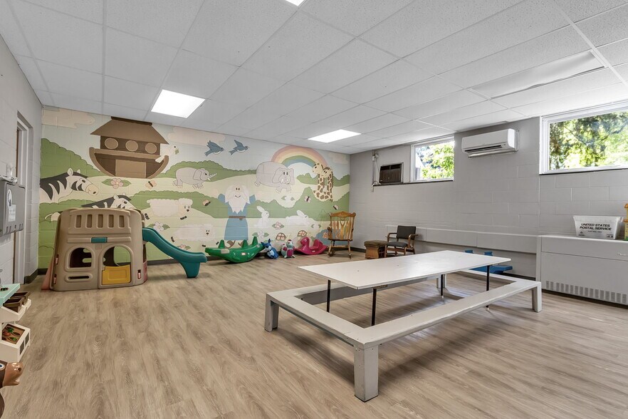 More Photos Of 383 Wheatfield St, North Tonawanda Religious Facility For Sale