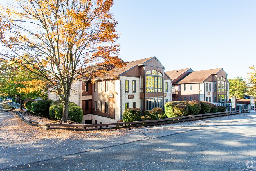 More Photos Of 101 N Meadows Dr, Wexford Unknown For Lease