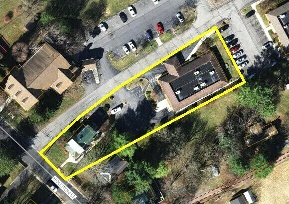 More Photos Of 112 Houston St, Lexington Medical For Sale