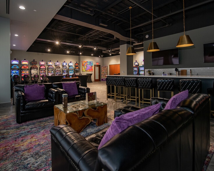 More Photos Of 201 S Denver Ave, Tulsa Office For Lease