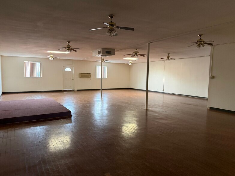 More Photos Of 5239 Atlantic Ave, Long Beach Freestanding For Sale