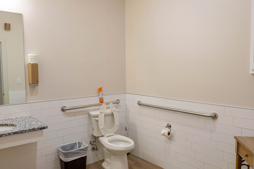 More Photos Of 5004 122nd St, Lubbock Office Residential For Sale