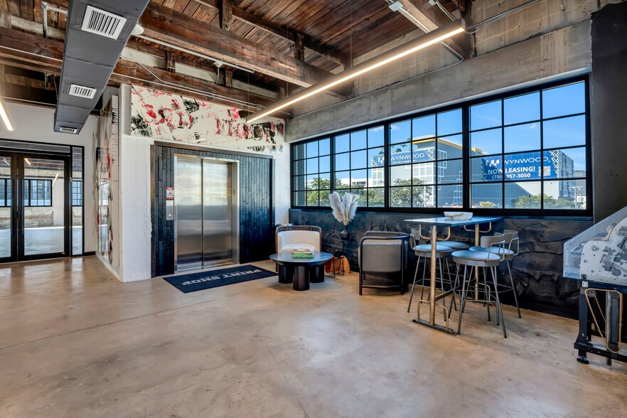 More Photos Of 2509 N Miami Ave, Miami Loft Creative Space For Lease