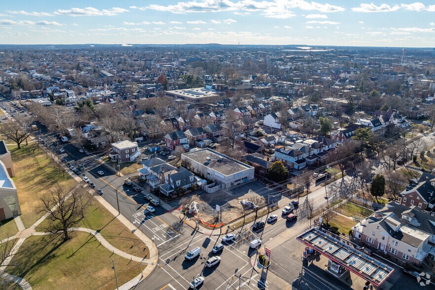 More Photos Of 739 Greenwood Ave, Trenton Freestanding For Lease