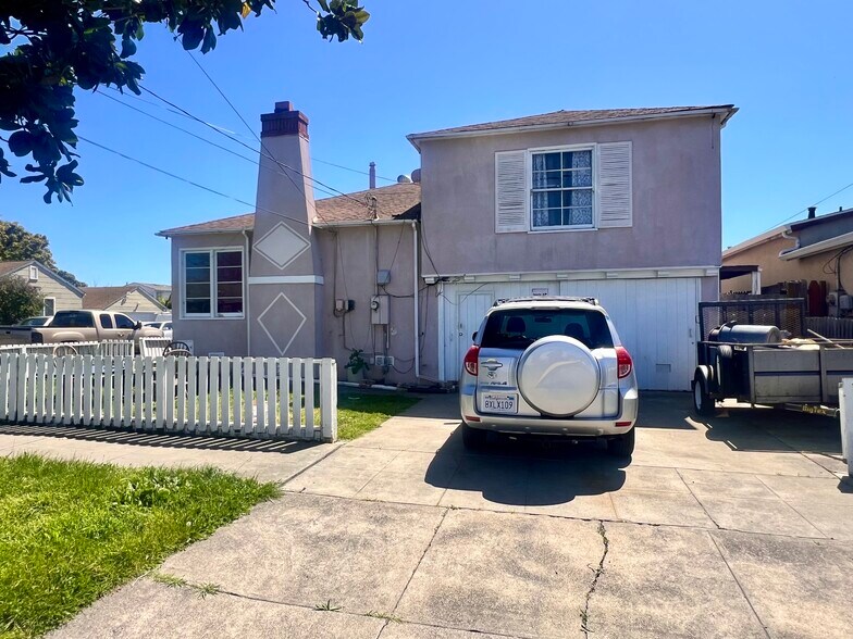 More Photos Of 789 17th St, Richmond Multifamily For Sale