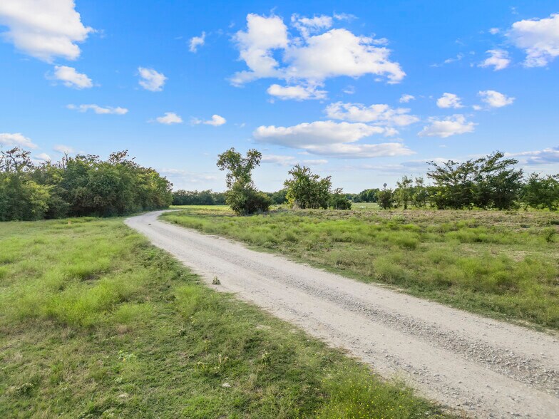 More Photos Of TBD Downe Road, Justin Land For Sale