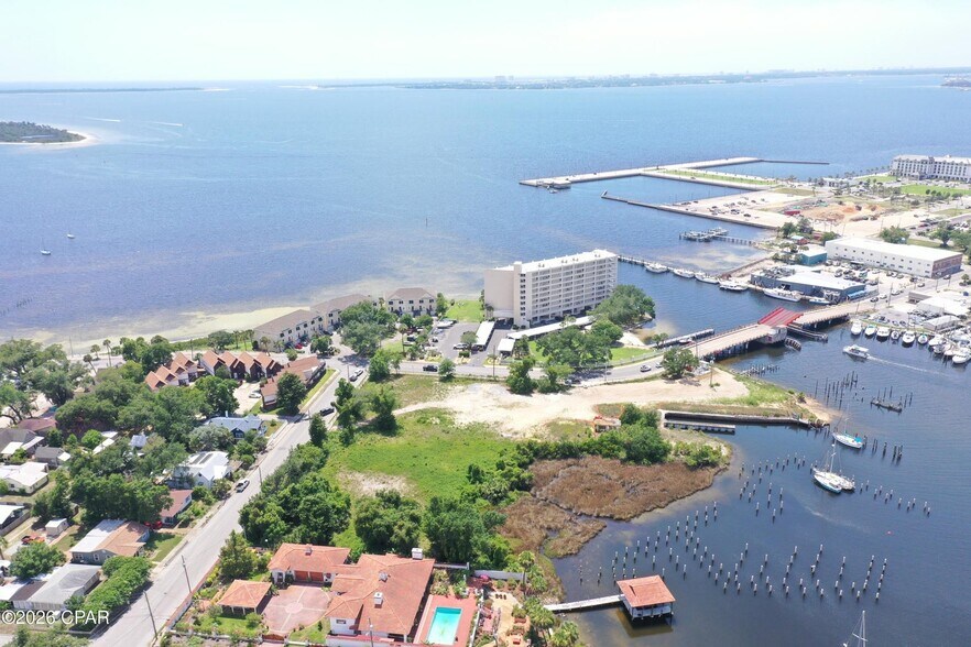 More Photos Of 303-305 Beach Dr E, Panama City Land For Sale