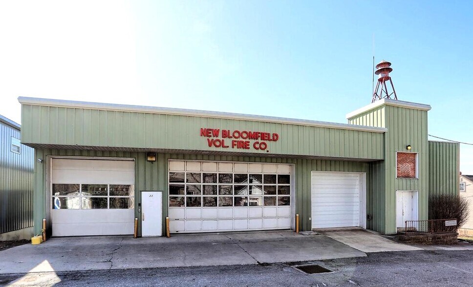 Primary Photo Of 23 W High St, New Bloomfield Showroom For Sale