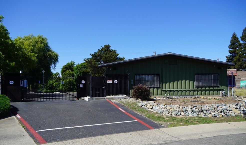 More Photos Of 197 Otto Cir, Sacramento Warehouse For Sale