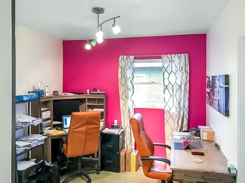 More Photos Of 12 W Taylor St, Reno General Retail For Sale