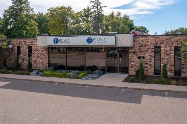 More Photos Of 1818 Grand Ave, Wausau Office For Sale