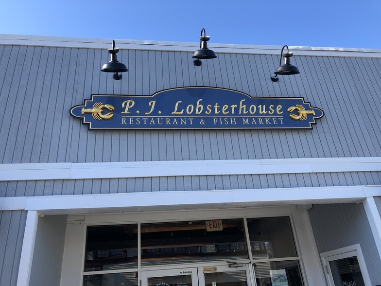 More Photos Of 134 Main St, Port Jefferson Restaurant For Sale