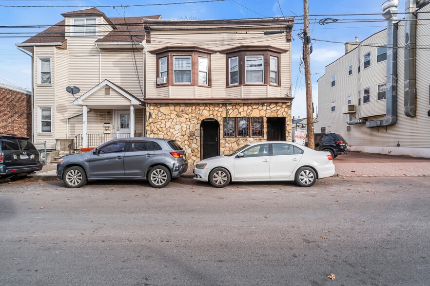 More Photos Of 45 Freeman St, West Orange Bar For Sale