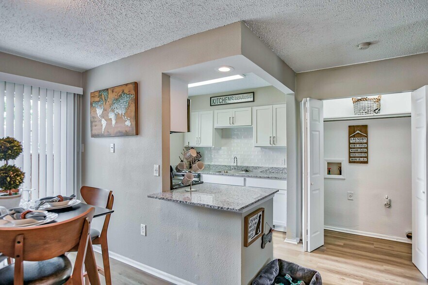 More Photos Of 5431 Essen Ln, Baton Rouge Apartments For Sale