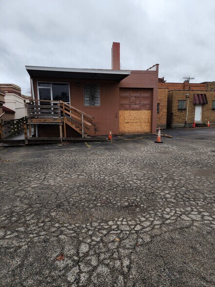 More Photos Of 3006 Harrison Ave, Cincinnati Storefront For Sale