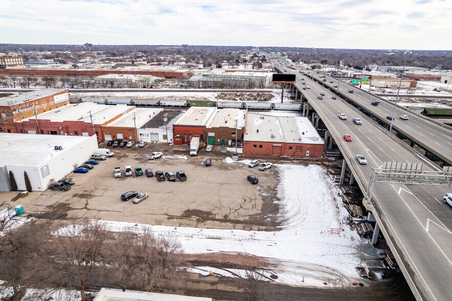 More Photos Of 614-622 S Commerce St, Wichita Warehouse For Sale