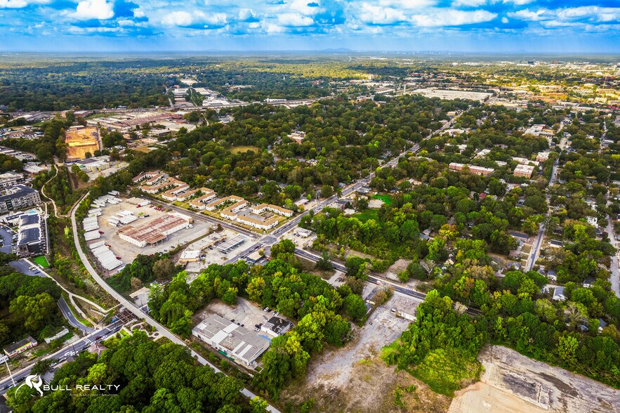 More Photos Of 566 SW University Ave, Atlanta Apartments For Sale
