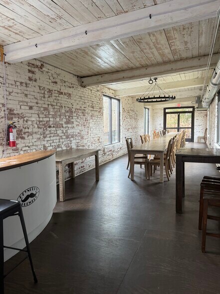 More Photos Of 354 W Meadow Rd, Eden General Retail For Sale