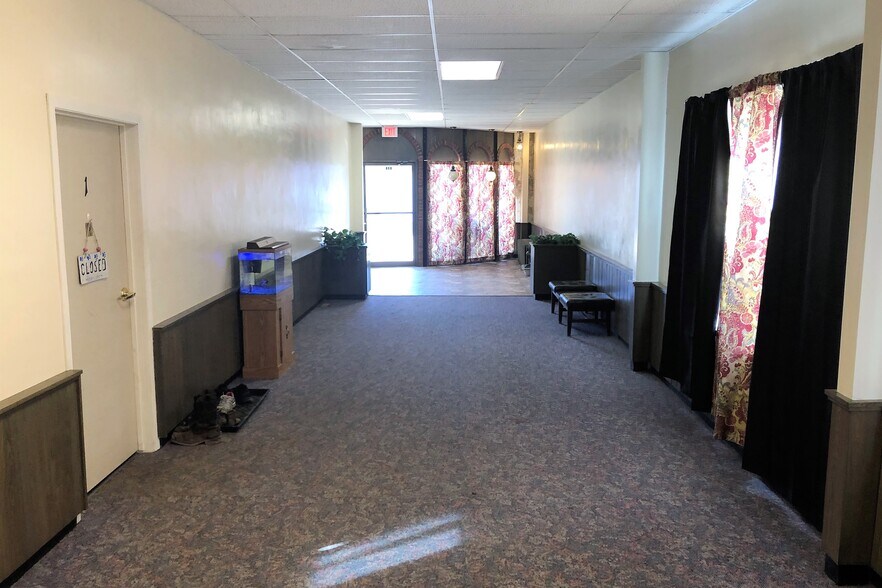 More Photos Of 203 N Broadway Ave, Marion Apartments For Sale