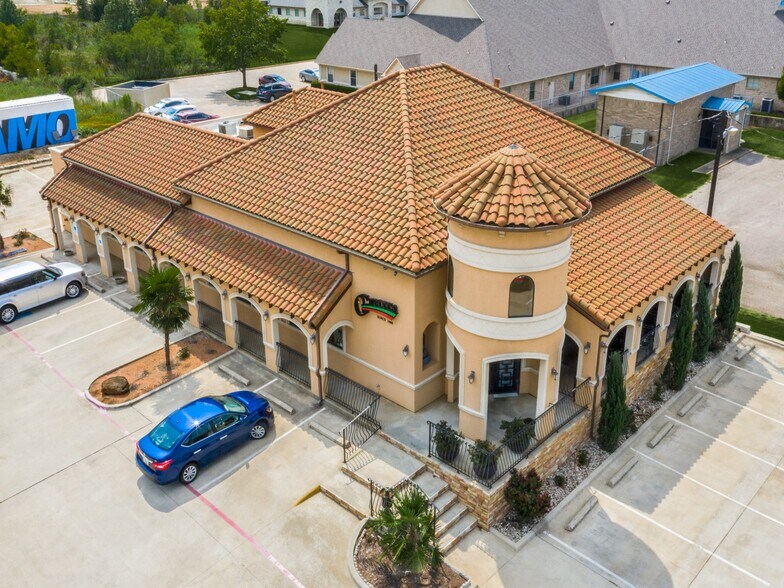 More Photos Of 3700 Teasley Dr, Hickory Creek Restaurant For Sale