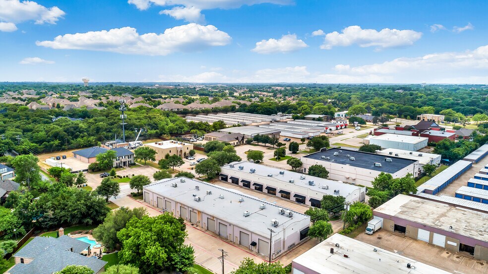 More Photos Of 1900 Industrial Blvd, Colleyville Light Manufacturing For Lease