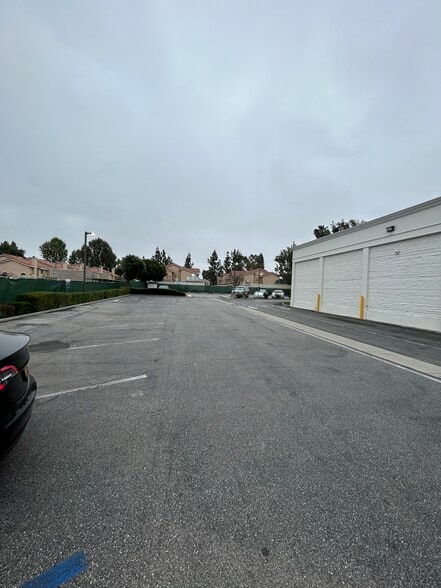 More Photos Of 18616 Gridley Rd, Artesia Restaurant For Lease