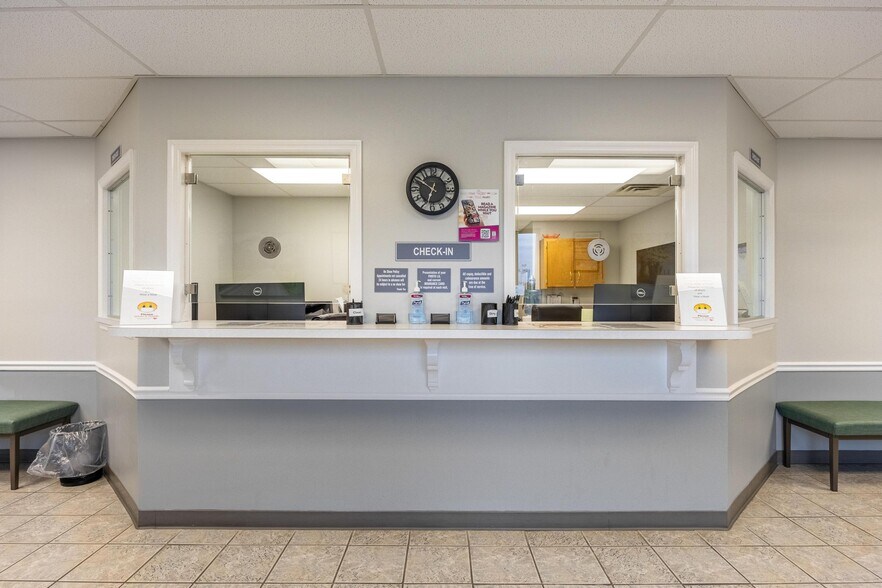 More Photos Of 1420 Fritz St SE, Cleveland Medical For Sale