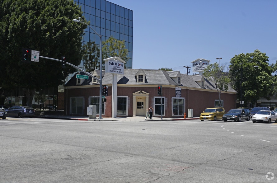 Primary Photo Of 4101 W Alameda Ave, Burbank Freestanding For Lease