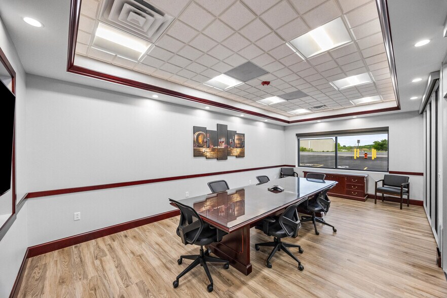 More Photos Of 80 Davis Pky, Clyde Warehouse For Sale