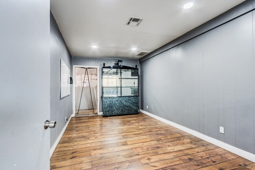 More Photos Of 448 S Pershing Ave, San Bernardino Warehouse For Sale