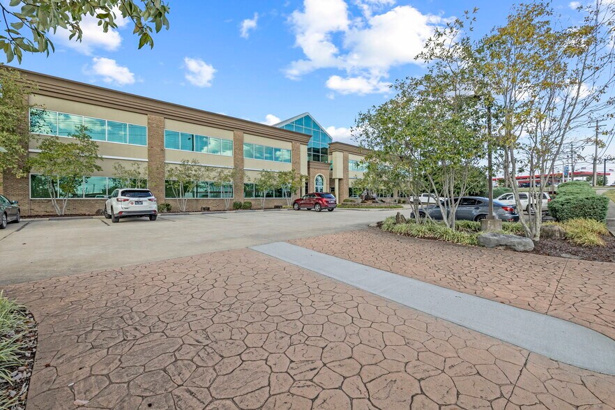 More Photos Of 1843 Foreman Dr, Cookeville Office For Sale