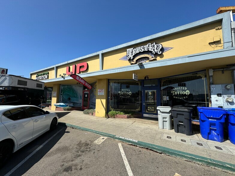 More Photos Of 1409-1413 N Coast Hwy, Oceanside Storefront For Lease